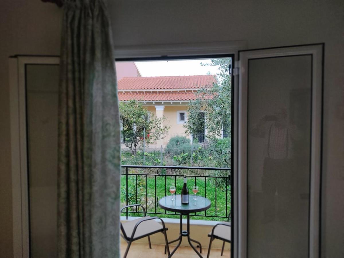 Oliveland Apartments Kávos Dış mekan fotoğraf