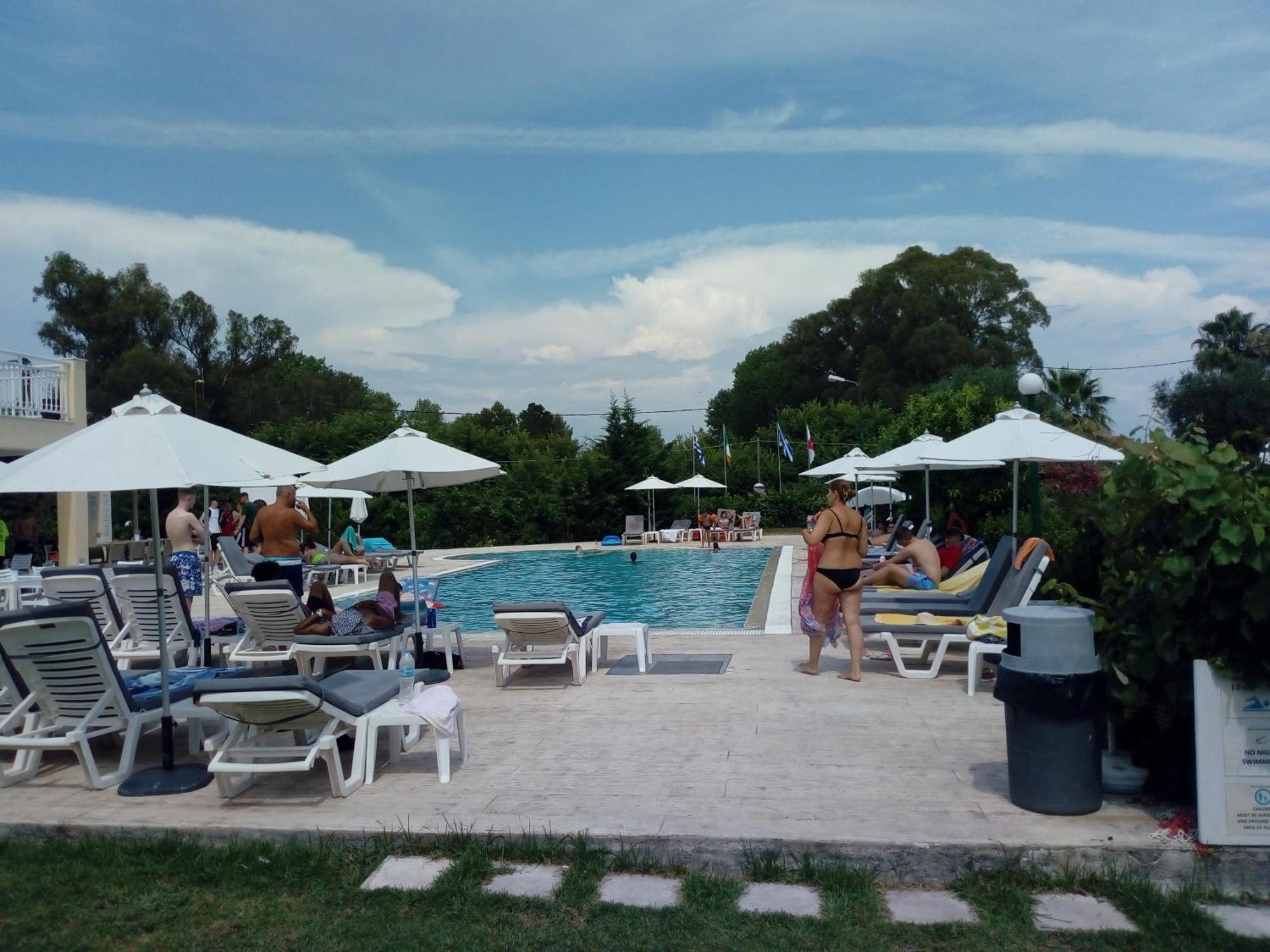Oliveland Apartments Kávos Dış mekan fotoğraf